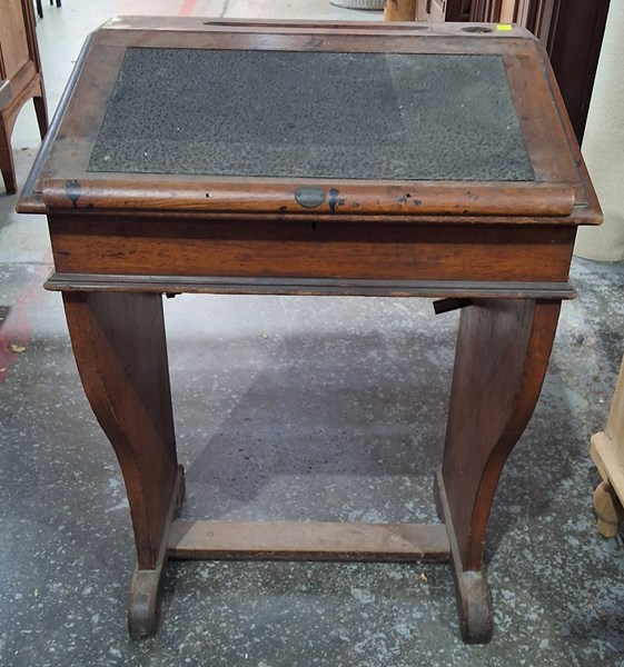 Lot 56 - CLERKS DESK