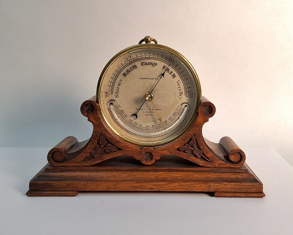 Lot 1376 - BAROMETER