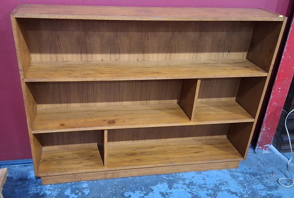 Lot 10 - MACROB BOOKSHELF