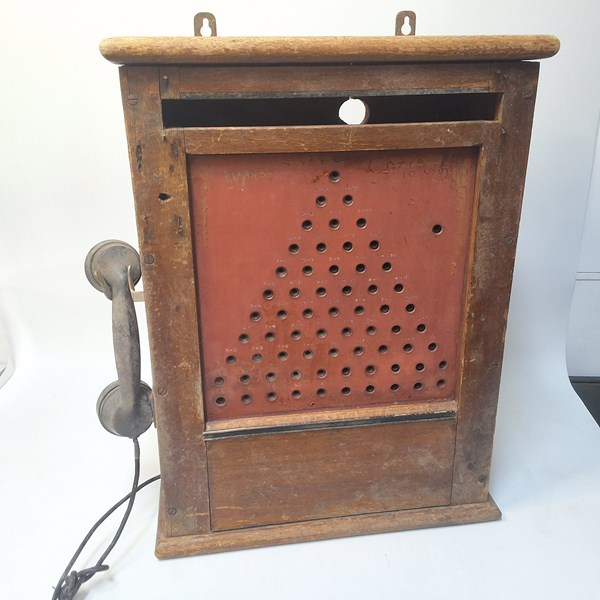 Lot 376 - TELEPHONE SWITCHBOARD
