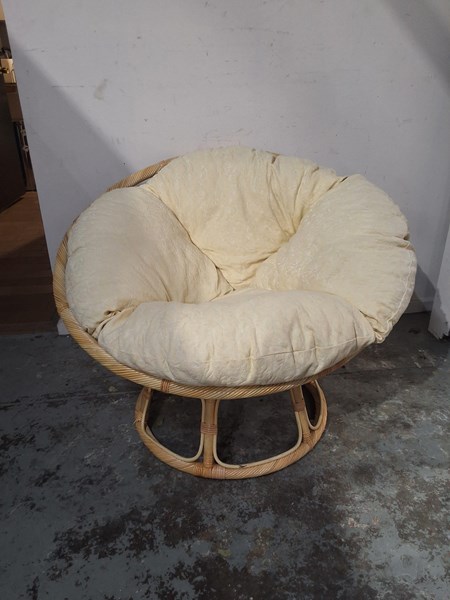 Lot 408 - PAPASAN CHAIR