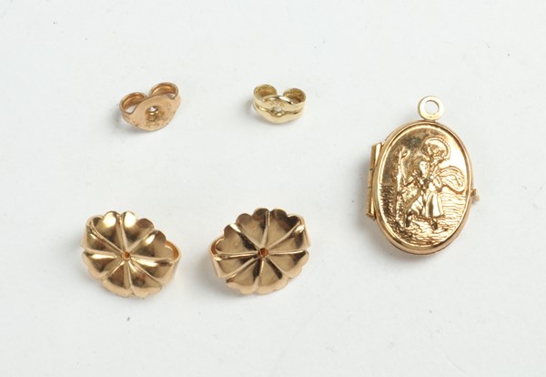 Lot 1077 - SCRAP GOLD