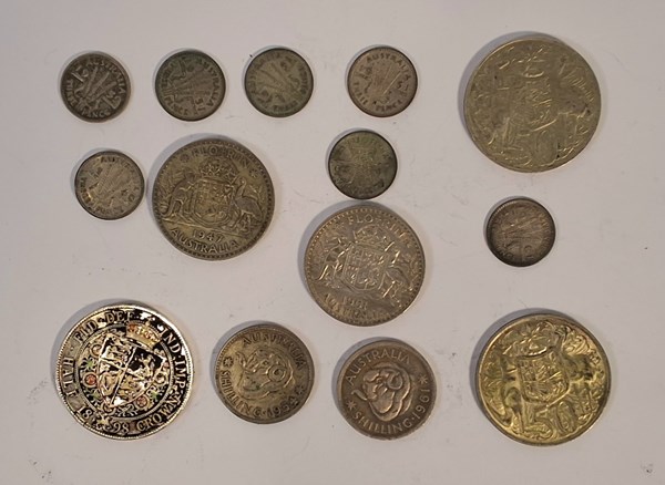 Lot 1118 - SILVER COINS