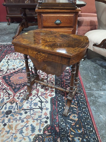 Lot 165 - WORK TABLE