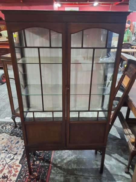 Lot 124 - CHINA CABINET