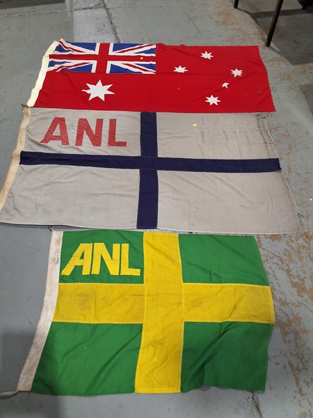Lot 79 - FLAGS
