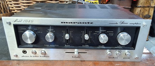 Lot 495 - MARANTZ AMPLIFIER