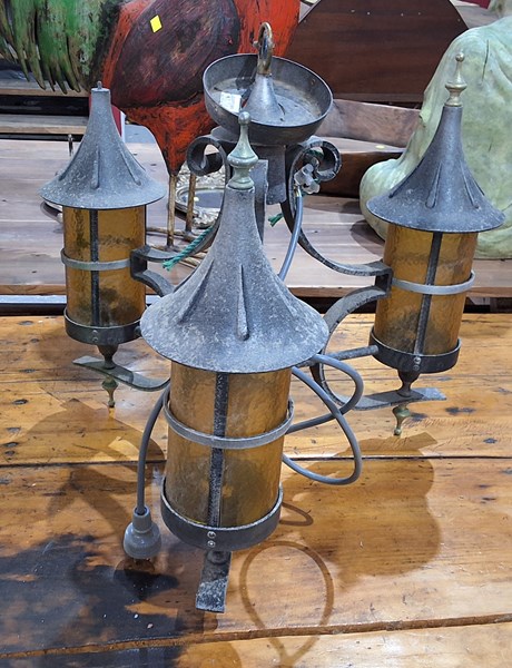 Lot 434 - DROP LIGHT