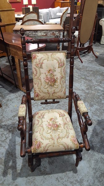 Lot 181 - DEXTER ROCKING CHAIR