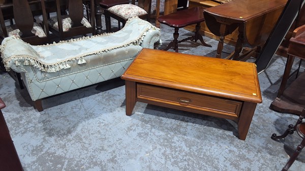 Lot 179 - FURNITURE LOT