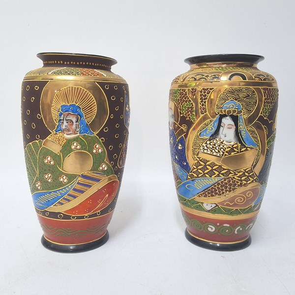Lot 1269 - MANTEL VASES