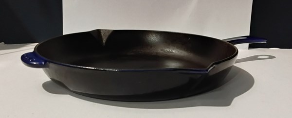 Lot 1336 - CAST IRON AND ENAMEL FRY PAN