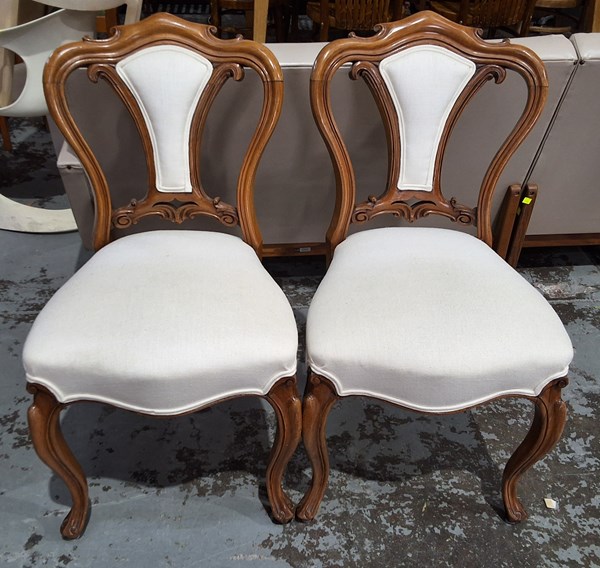 Lot 38 - CHAIRS