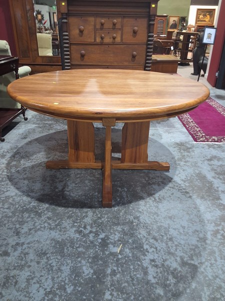 Lot 180 - DINING TABLE