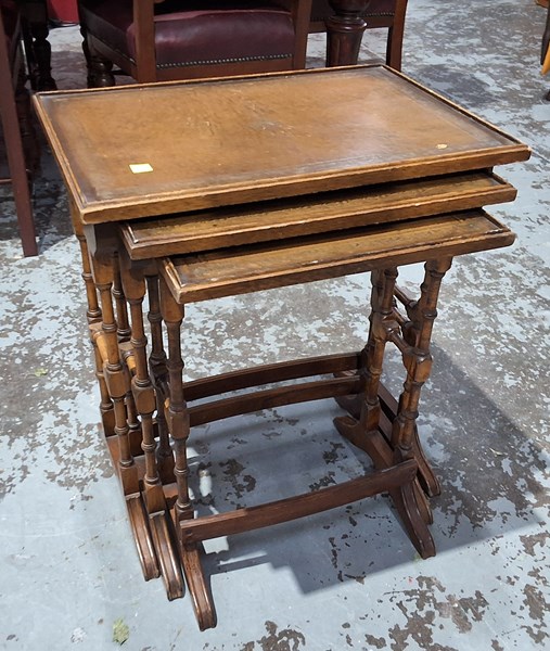 Lot 148 - NEST OF SIDE TABLES