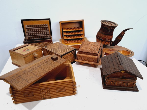 Lot 1527 - CIGARETTE DISPENSERS