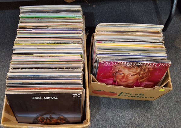 Lot 1252 - VINYL RECORDS