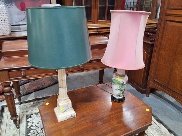 Lot 285 - TABLE LAMPS