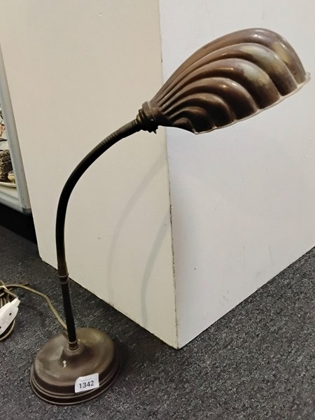 Lot 1342 - ART DECO CLAMSHELL LAMP