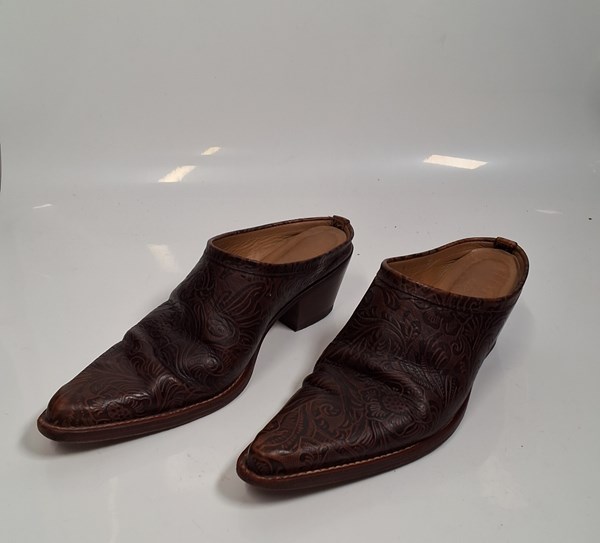 Lot 1394 - RM WILLIAMS SHOES