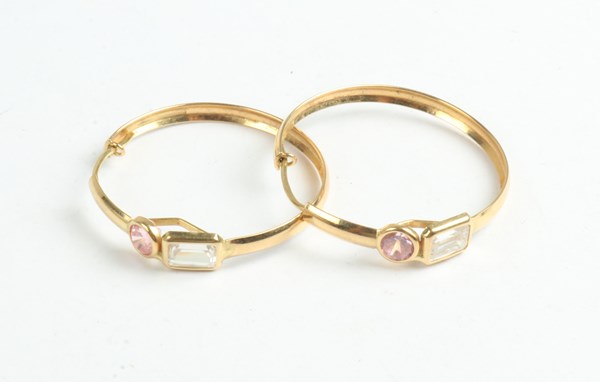 Lot 1032 - GOLD EARRINGS