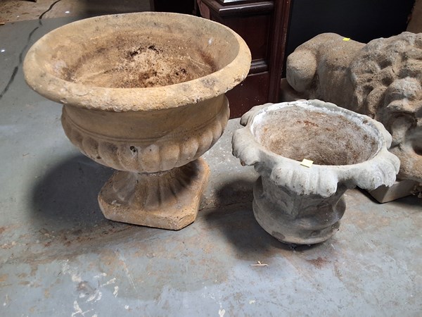 Lot 348 - GARDEN PLANTERS