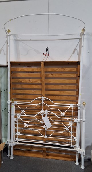 Lot 418 - HALF TESTER DOUBLE BED