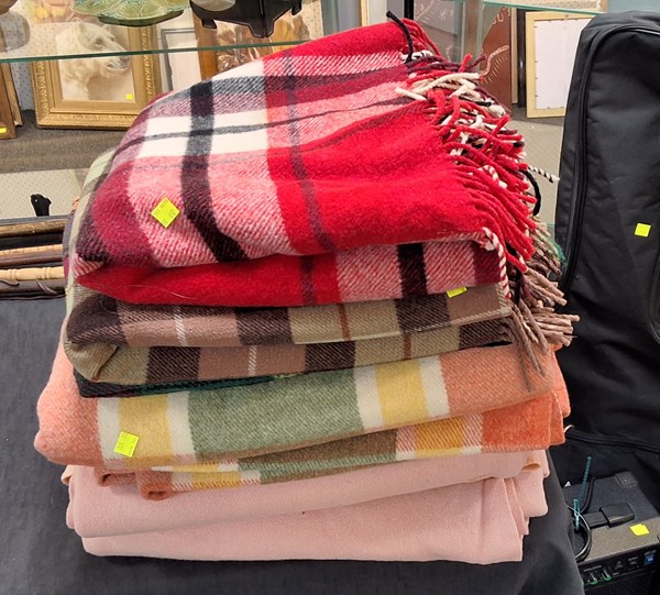 Lot 1544 - BLANKETS