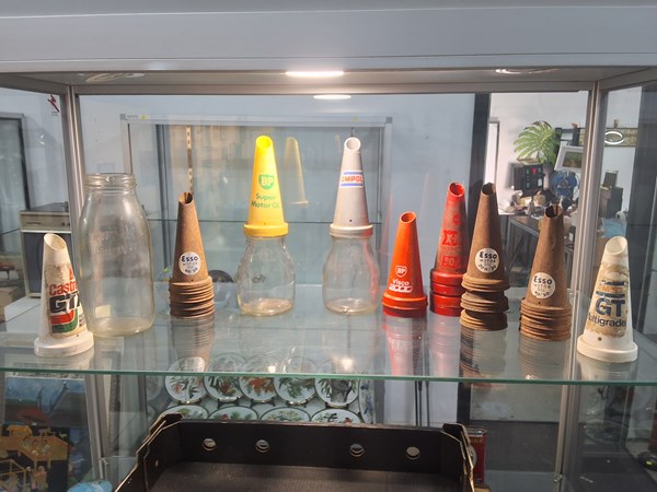 Lot 1577 - OIL BOTTLES & TOPS