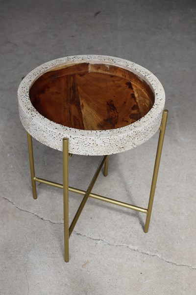 Lot 34 - SIDE TABLE