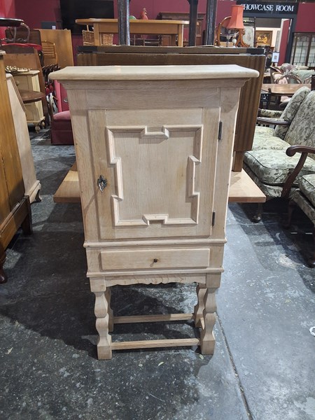 Lot 200 - HALL CUPBOARD