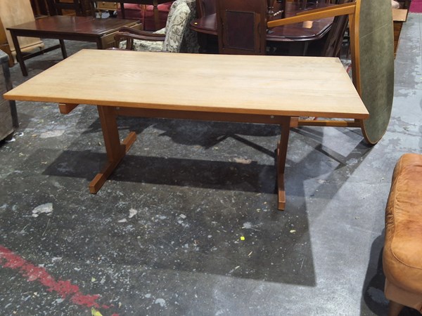 Lot 201 - DINING TABLE