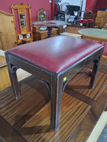 Lot 203 - PIANO STOOL