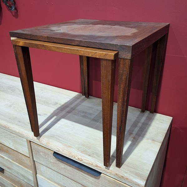 Lot 43 - NESTING TABLES