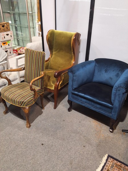Lot 404 - ARMCHAIRS