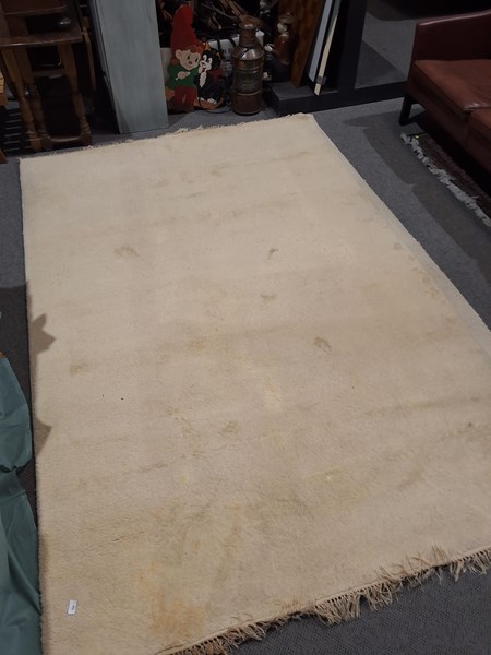 Lot 502 - RUGS