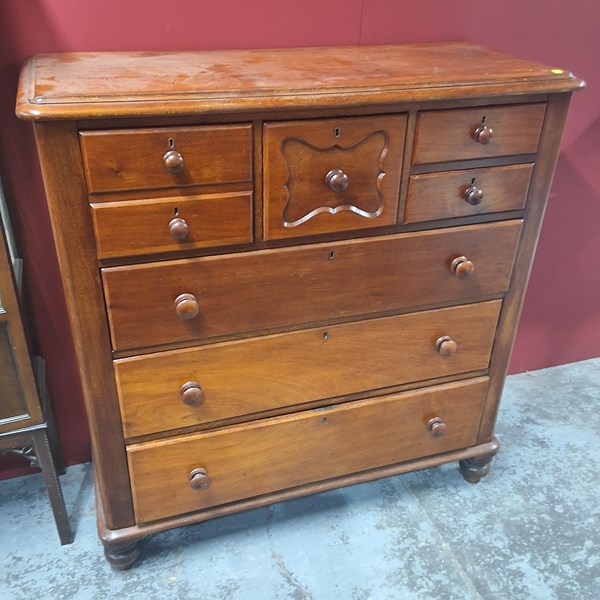 Lot 68 - CHEST OF DRAWERS
