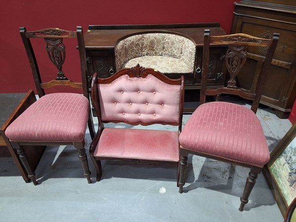 Lot 149 - FURNITURE LOT
