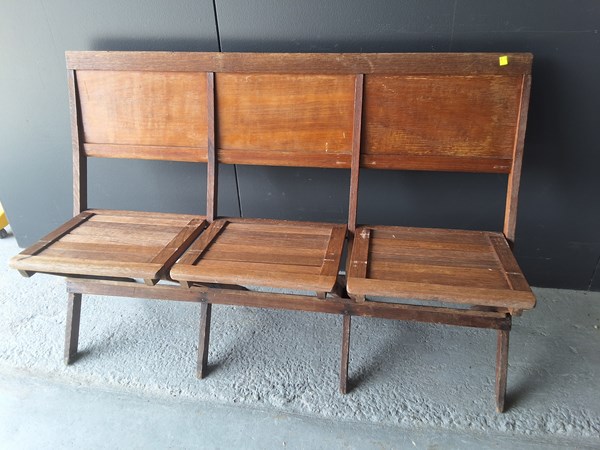 Lot 441 - THEATRE SEATS