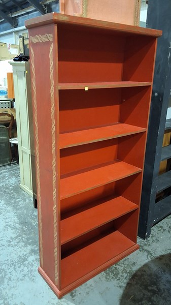 Lot 359 - BOOKSHELF