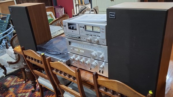 Lot 107 - STEREO LOT