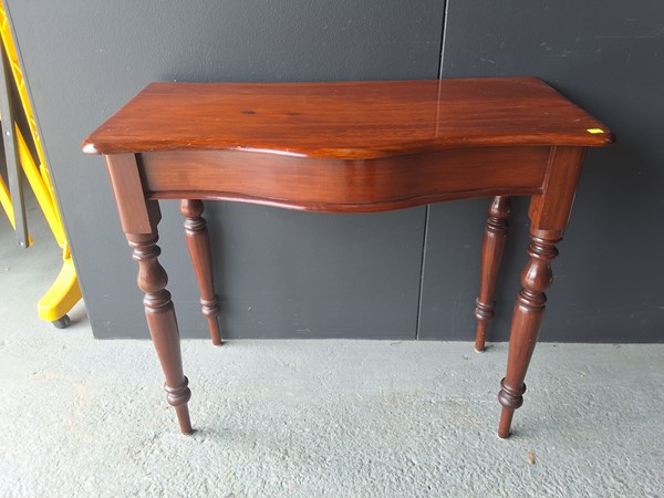 Lot 351 - CEDAR HALL TABLE