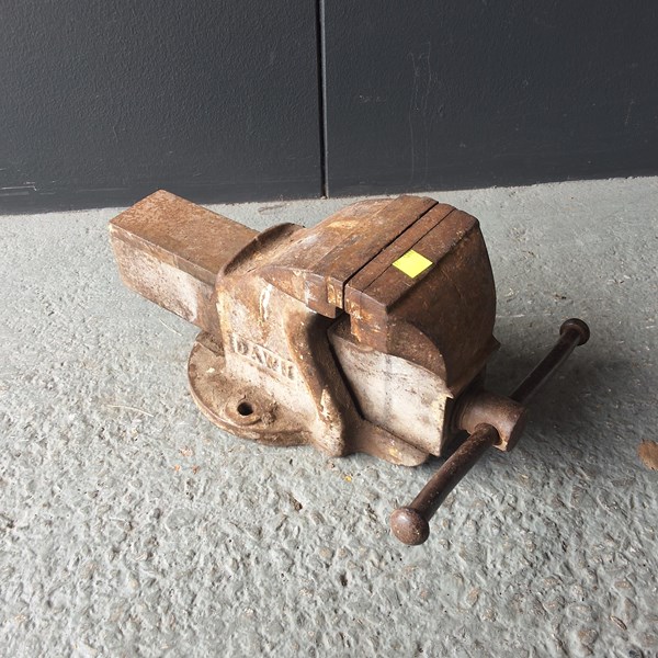 Lot 274 - BENCH VICE