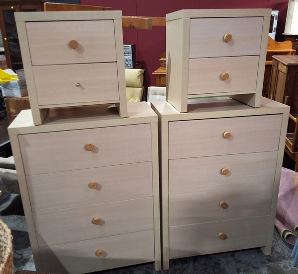 Lot 357 - BEDROOM DECOR