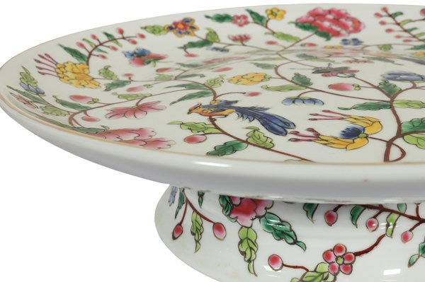 Lot 16 - CHINESE FAMILLE ROSE TAZZA