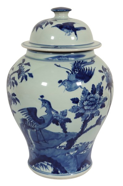 Lot 7 - CHINESE BLUE AND WHITE GINGER JAR
