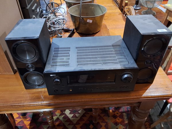 Lot 110 - STEREO LOT