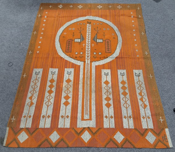 Lot 371 - KILIM RUG