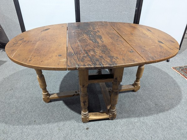 Lot 30 - DROPSIDE TABLE