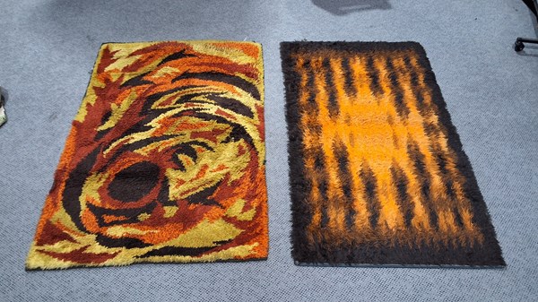 Lot 182 - RETRO ENTRANCE RUGS